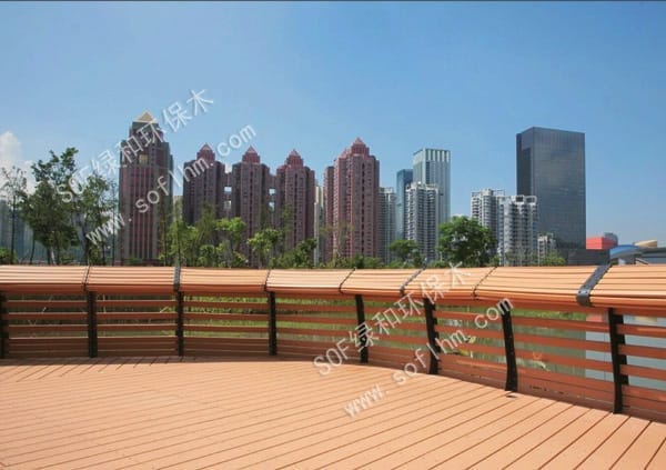 深圳塑木地板